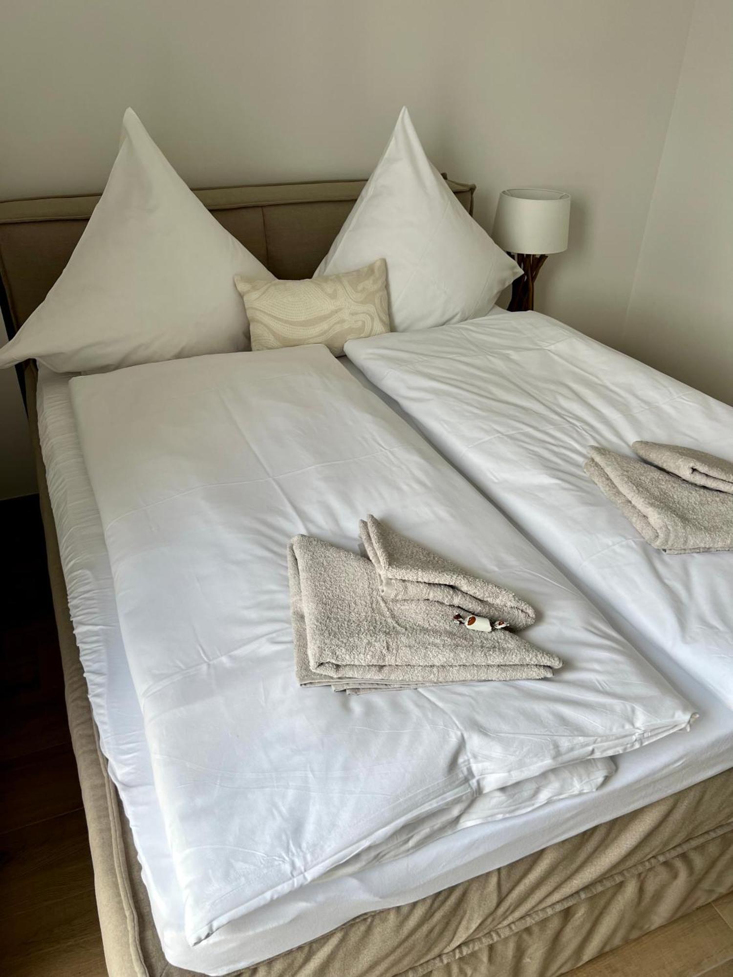 Coast House Seaside Loft Apartment เบรเมอร์ฮาเฟิน ภายนอก รูปภาพ