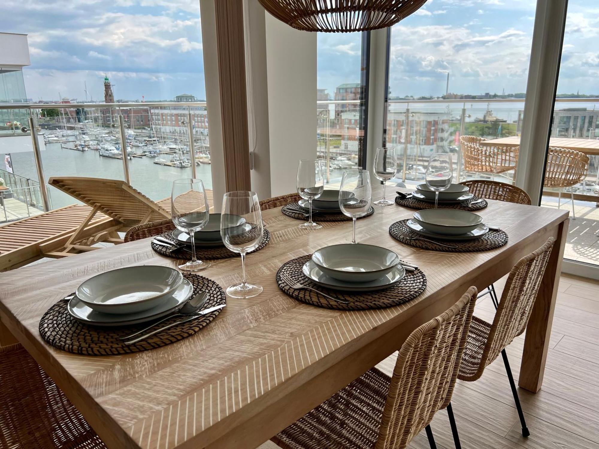 Coast House Seaside Loft Apartment เบรเมอร์ฮาเฟิน ภายนอก รูปภาพ